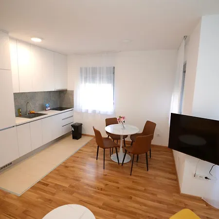 Dentalux 4 Banja Luka