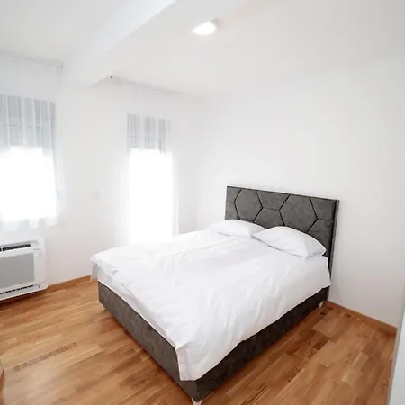 Dentalux 4 * Banja Luka